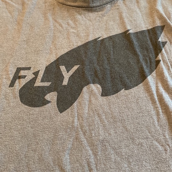 Fly Eagles Fly T-Shirt Size Large in GUC - Picture 2 of 7